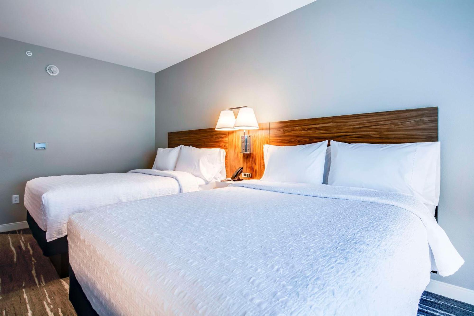 Hampton Inn & Suites By Hilton Louisville East Oxmoor Exterior foto