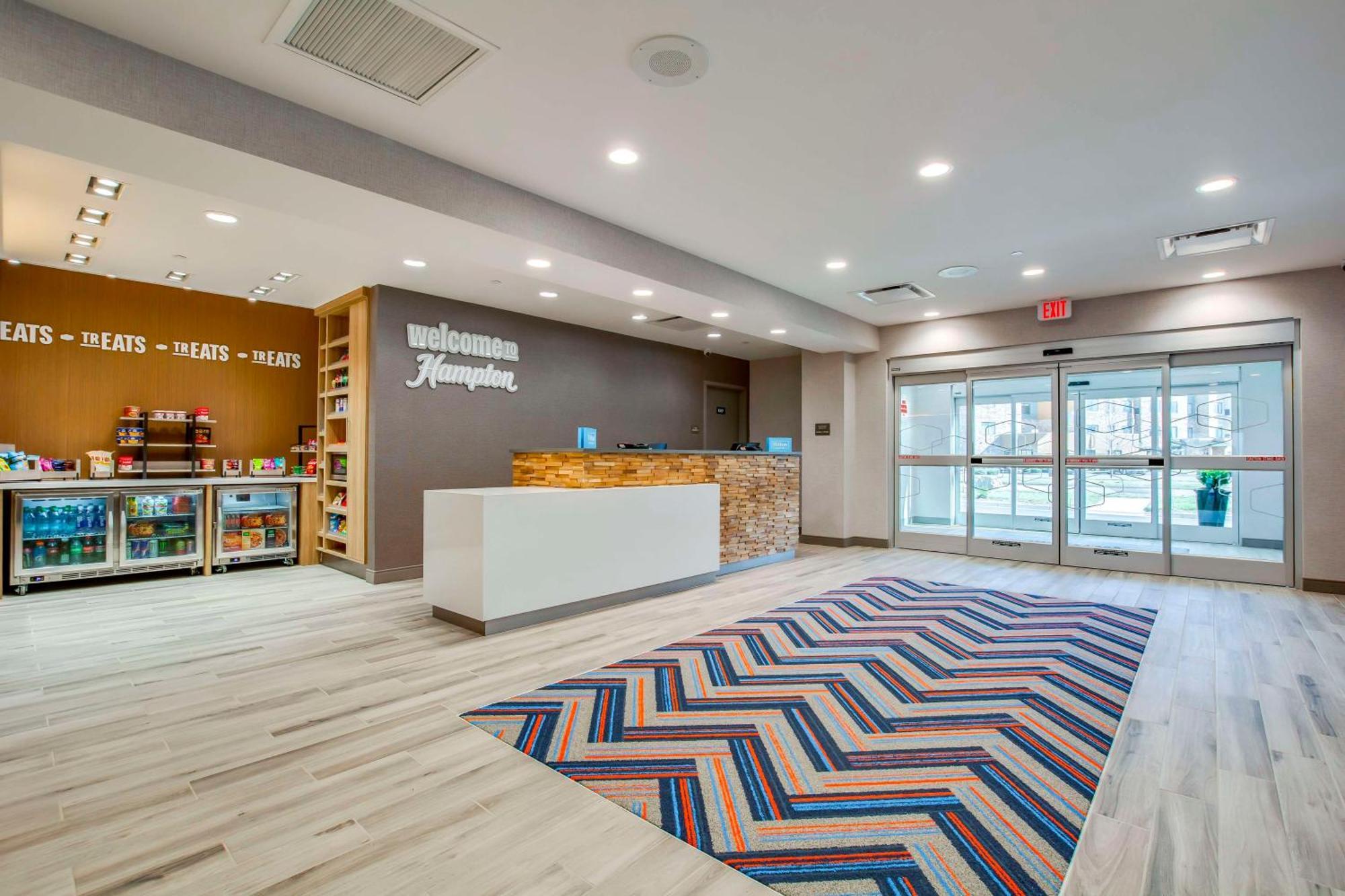 Hampton Inn & Suites By Hilton Louisville East Oxmoor Exterior foto